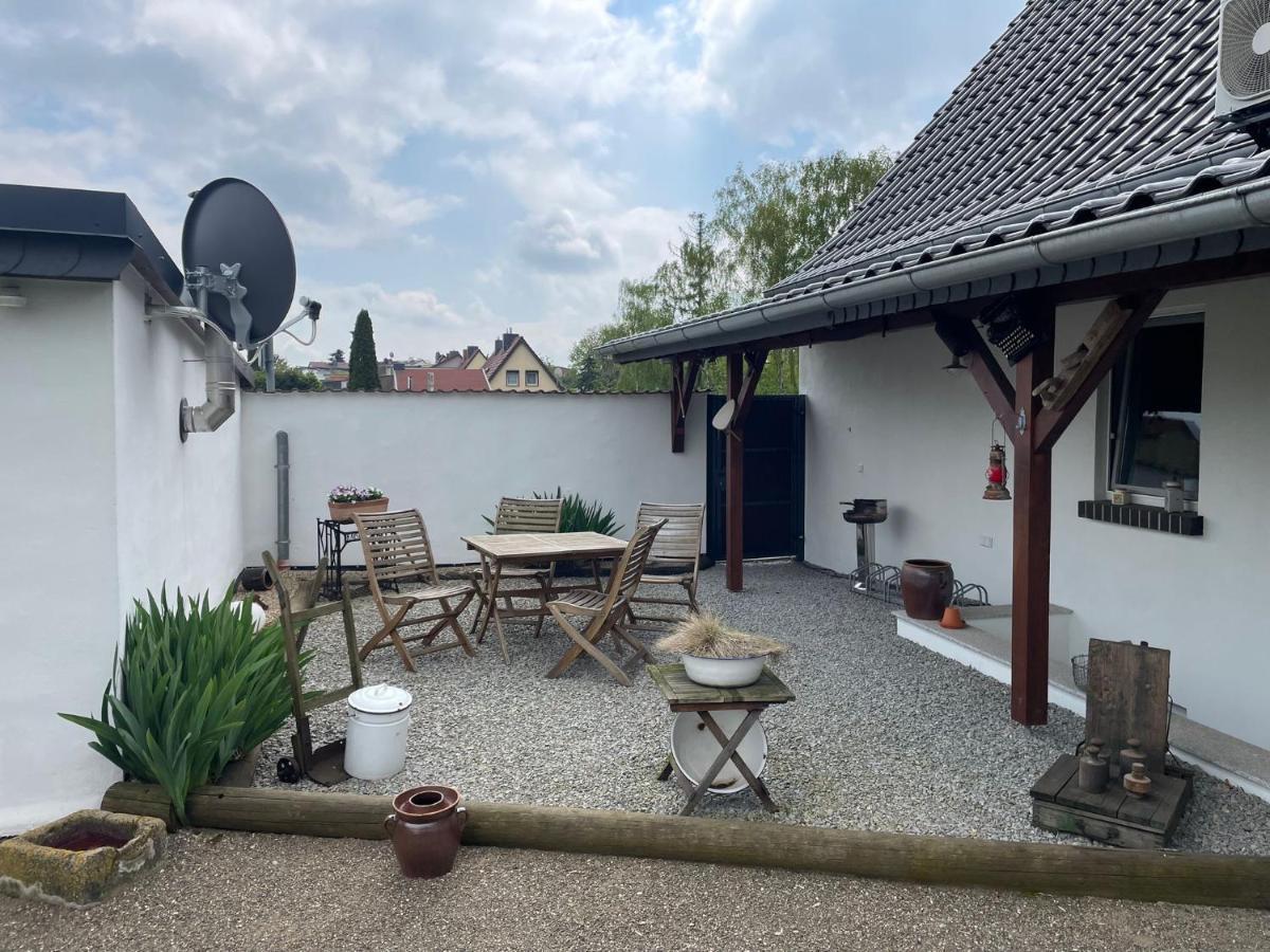 Pension Landhaus An Der Saale Bernburg Exterior foto